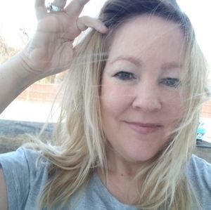 Meet your Posher, Wendy f